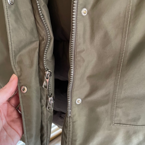 The North Face Woman's Winter Jacket - Picture 4 of 7